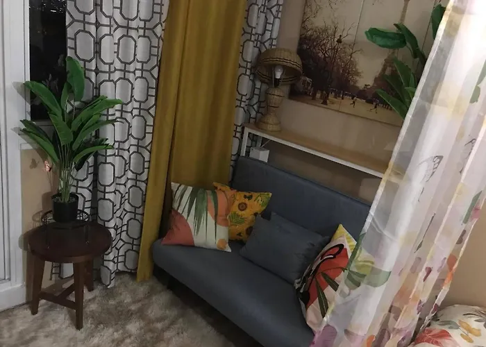 Apartment 5 Minutes To Jazz Mall Studio-type Condo100mbps